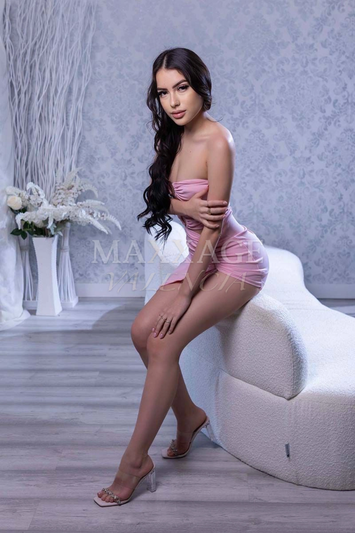 Alaska escort Valencia